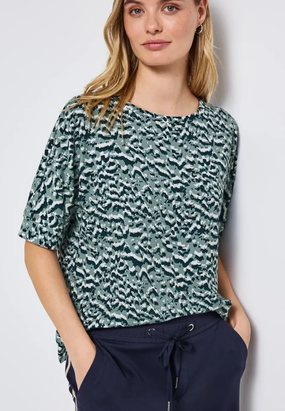 Chemise à motifs Batwing