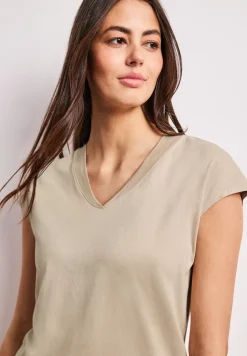 Chemise à épaules tombantes et col en V