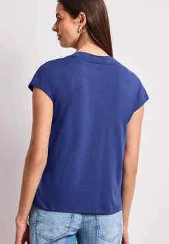 Chemise à épaules tombantes et col en V