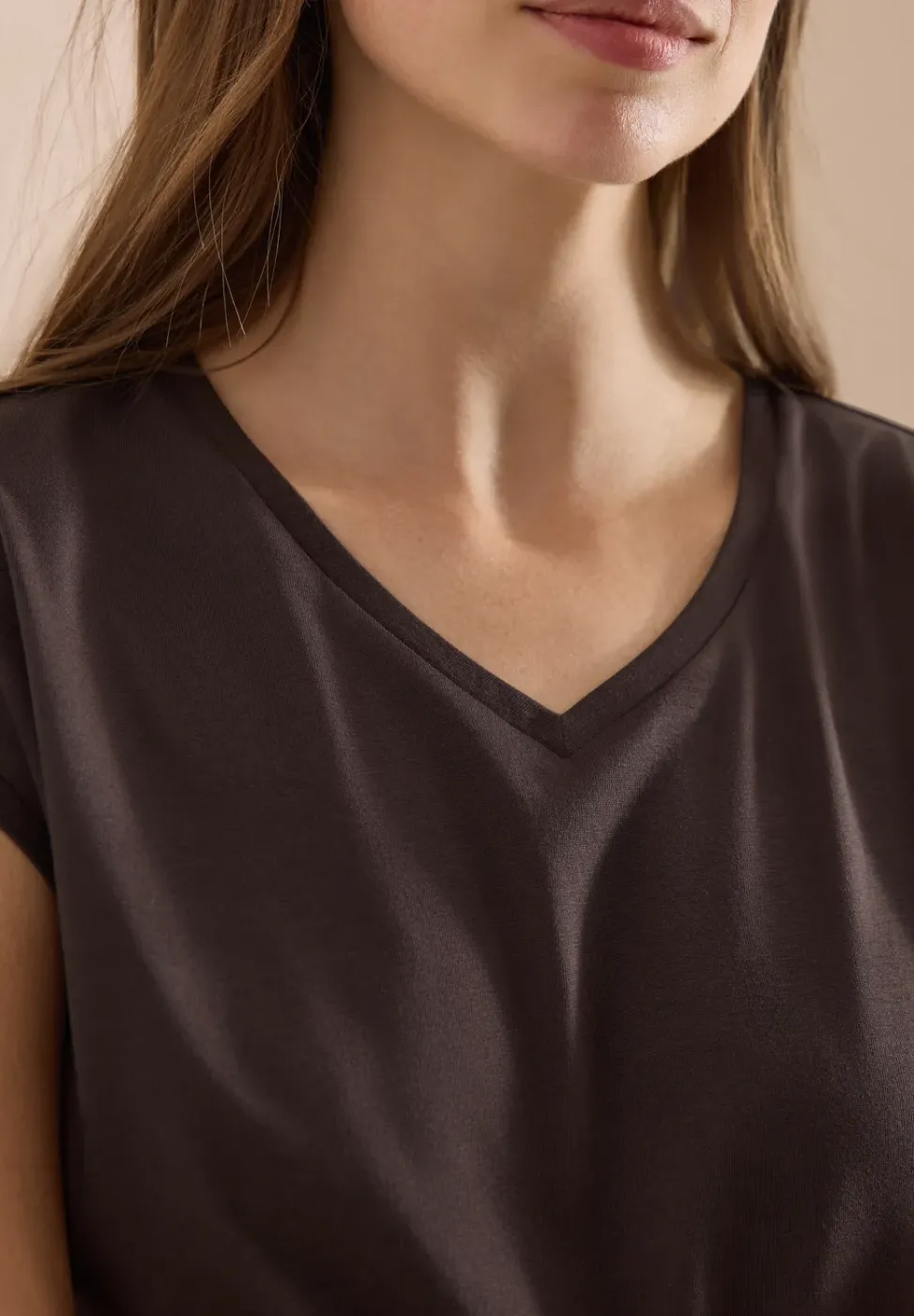 Chemise dropped shoulder avec col en V
