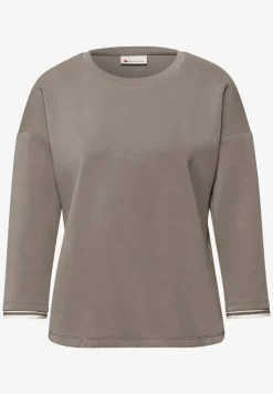 Chemise effet soyeux avec détails subtils