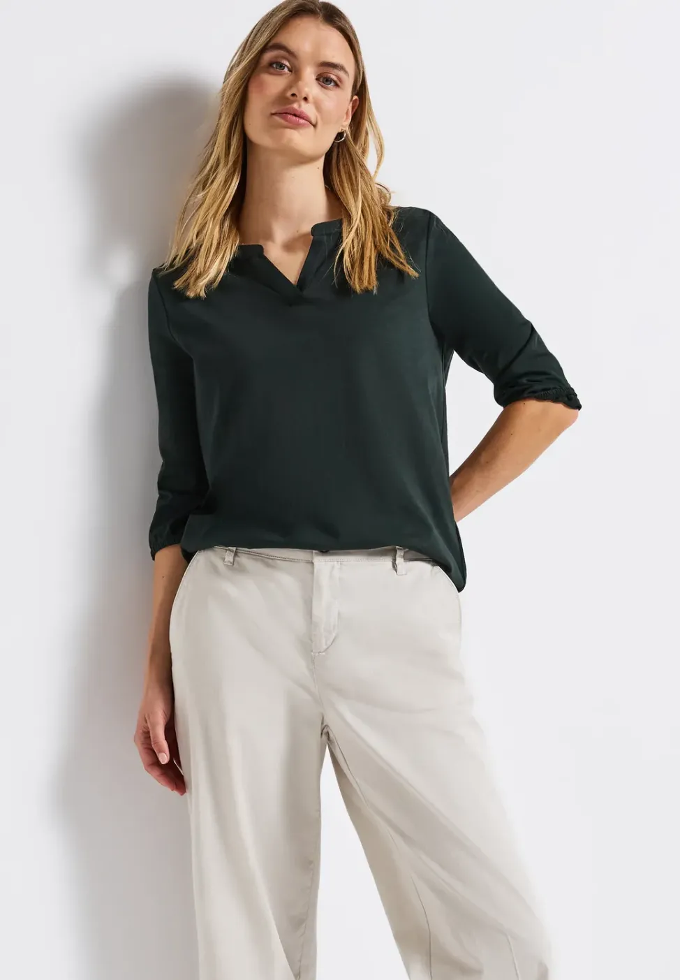 Chemise en jersey à col fendu