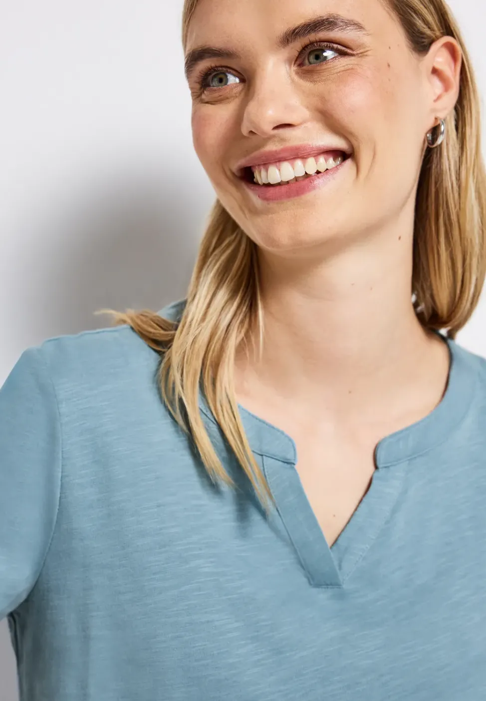 Chemise en jersey à col fendu