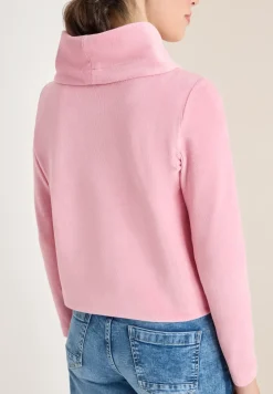 Chemise en velours côtelé avec grand col