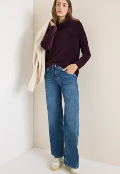 Chemise en velours côtelé avec grand col