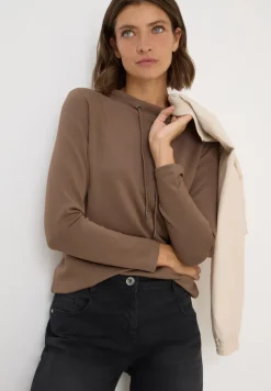 Chemise Funnel Neck