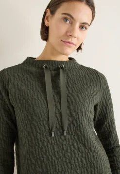 Chemise Jacquard Funnel Neck