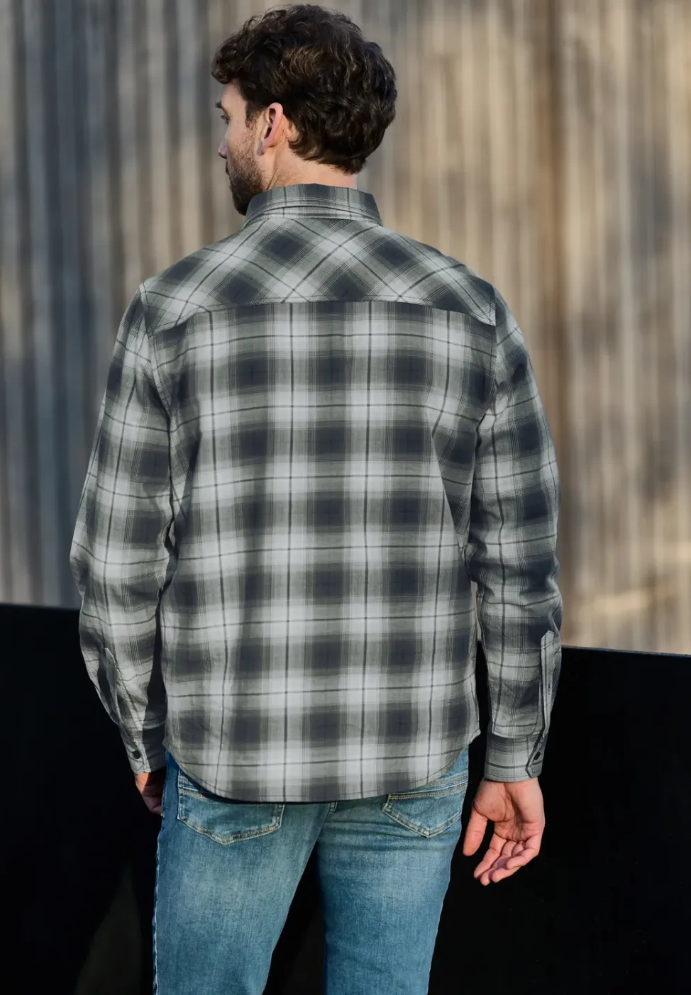 Chemise à carreaux