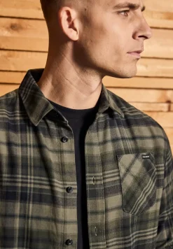 Chemise à carreaux en flanelle