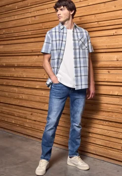 Chemise à carreaux à manches courtes