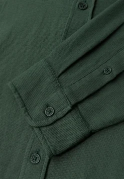 Chemise à structure piquée