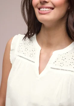 Chemisier top col fendu – détails shiffley