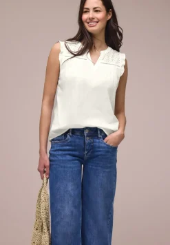 Chemisier top col fendu – détails shiffley