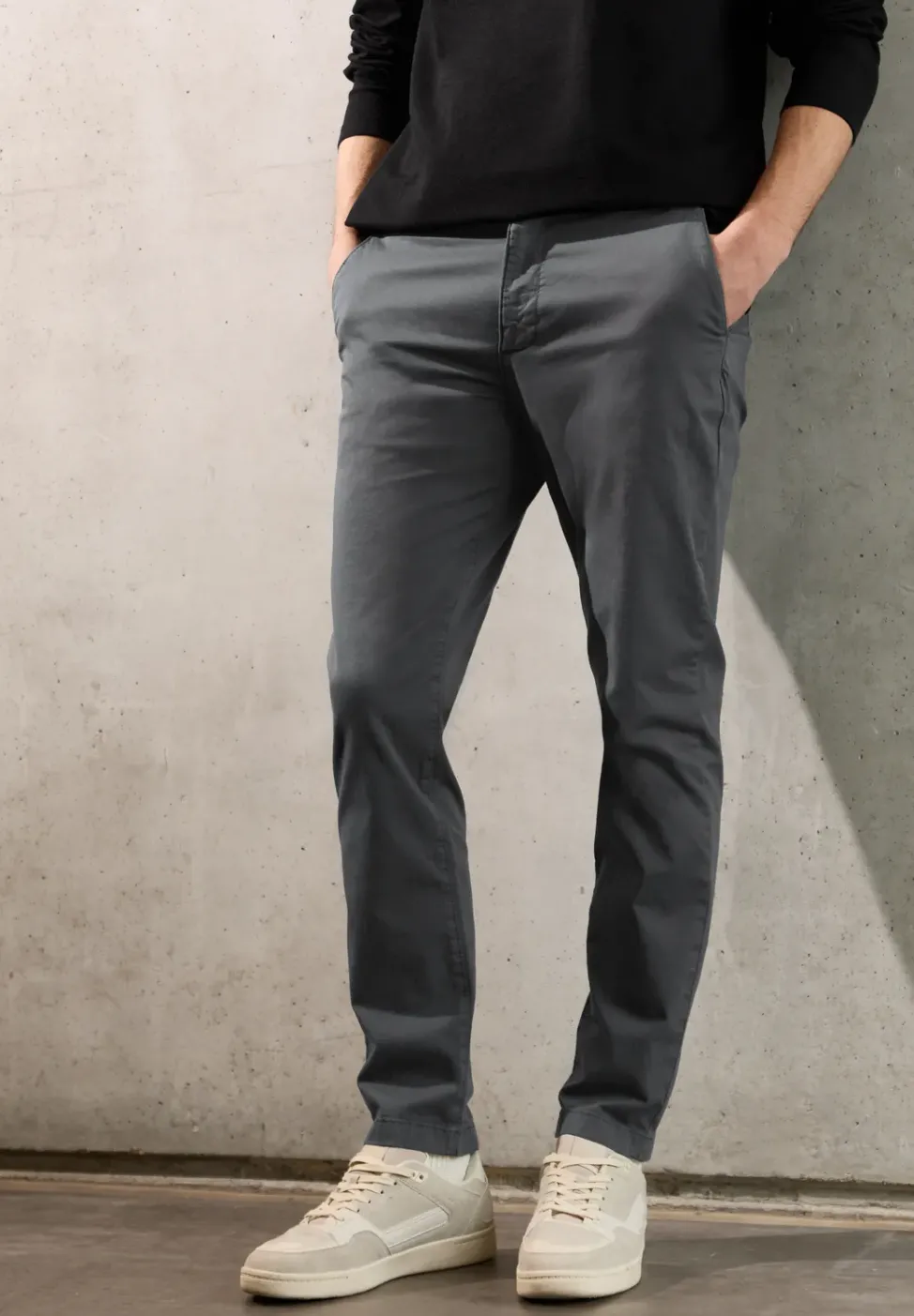 Chino avec ceinture stretch