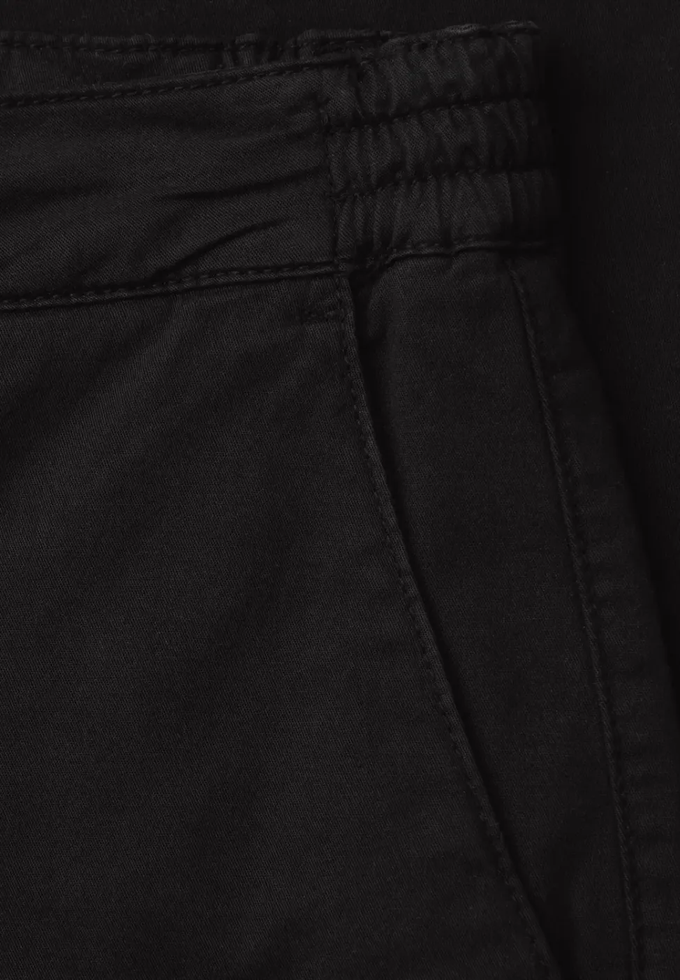 Chino avec ceinture stretch