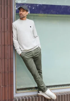 Chino avec ceinture stretch