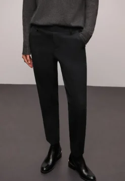 Chino avec détail de bande