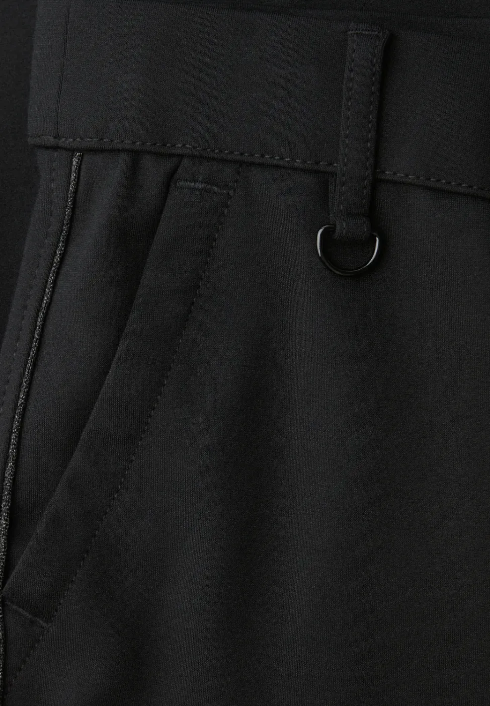 Chino avec détail de bande