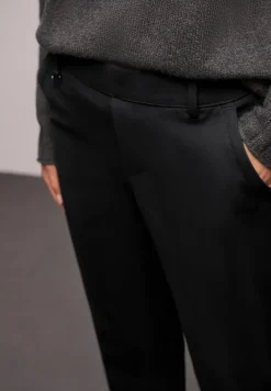 Chino avec détail de bande