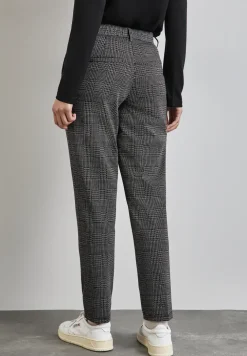 Chino à carreaux