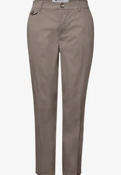 Chino en coupe casual dans une qualité douce