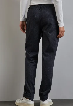 Chino en look mélangé