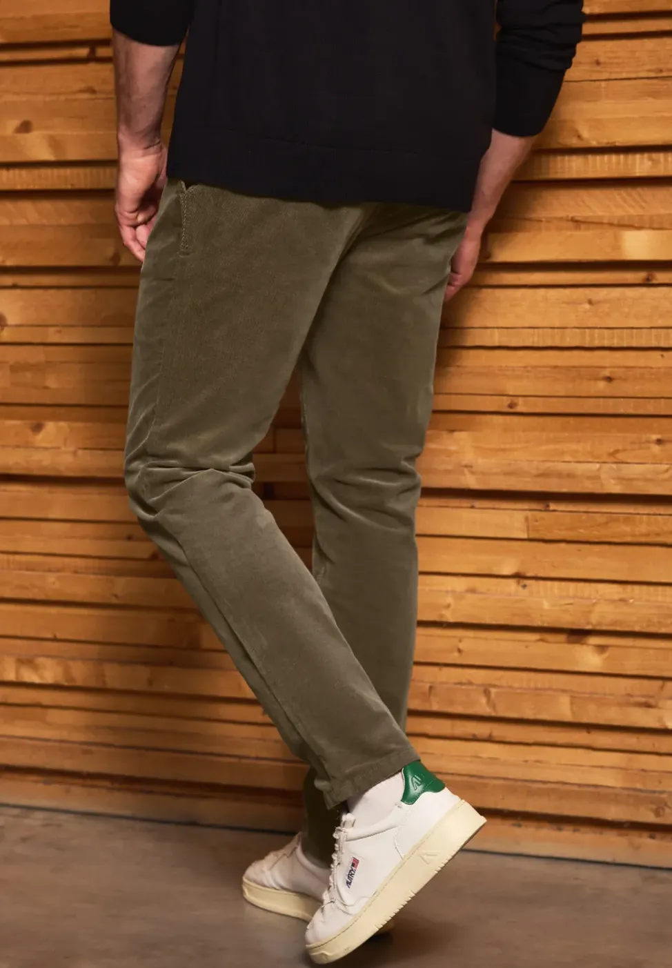 Chino en velours côtelé