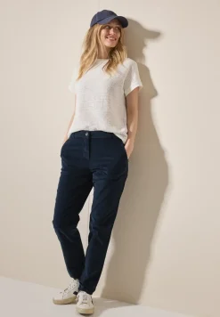 Chino en velours côtelé