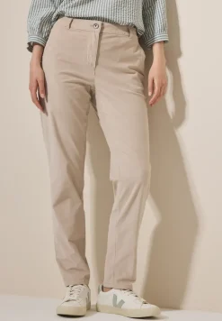 Chino en velours côtelé