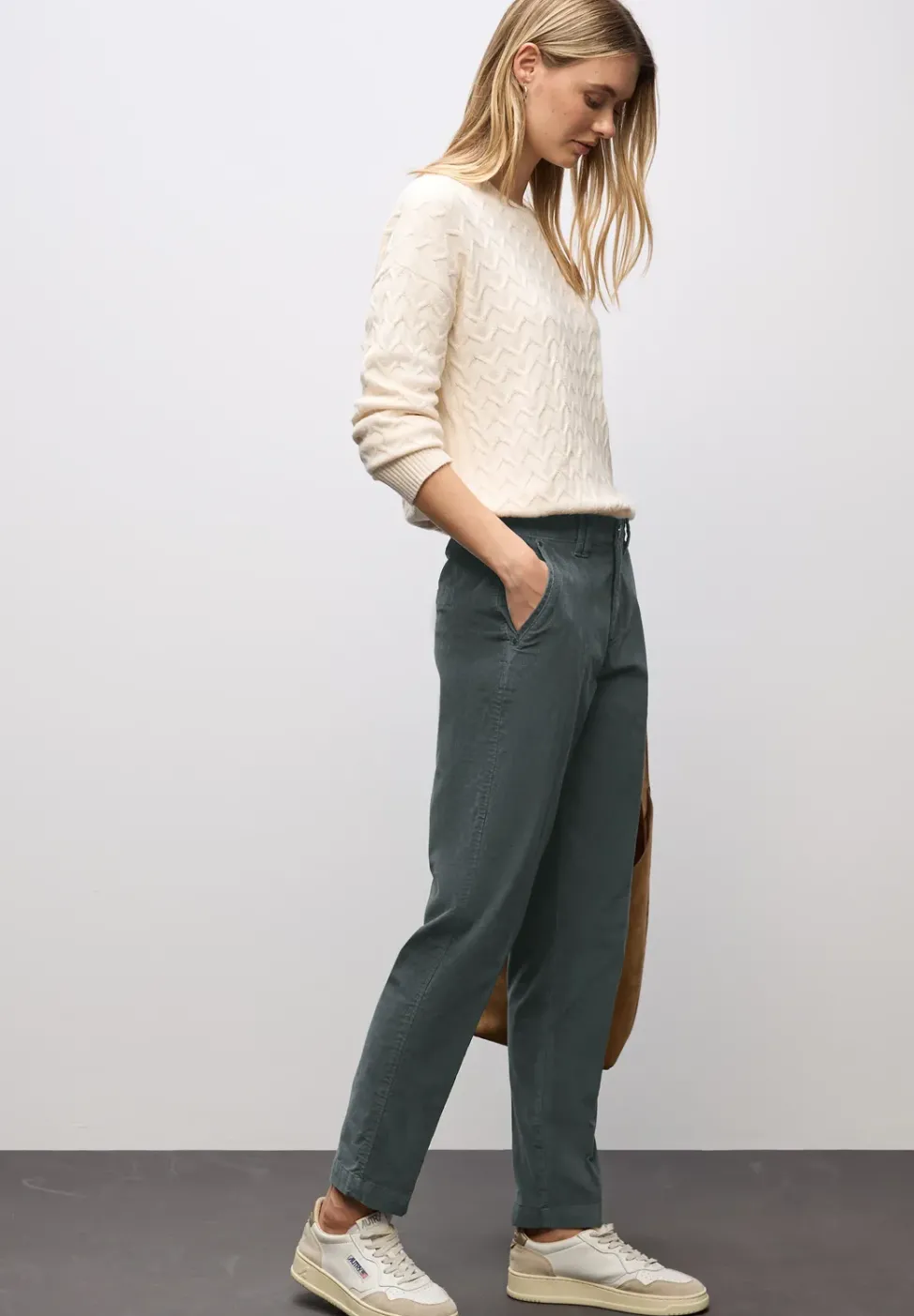 Chino en velours doux