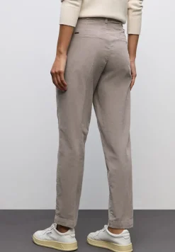 Chino en velours doux