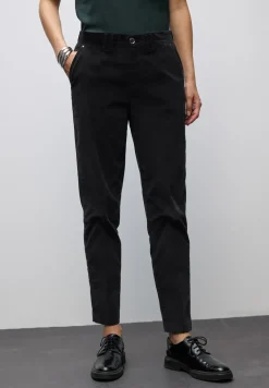 Chino en velours doux