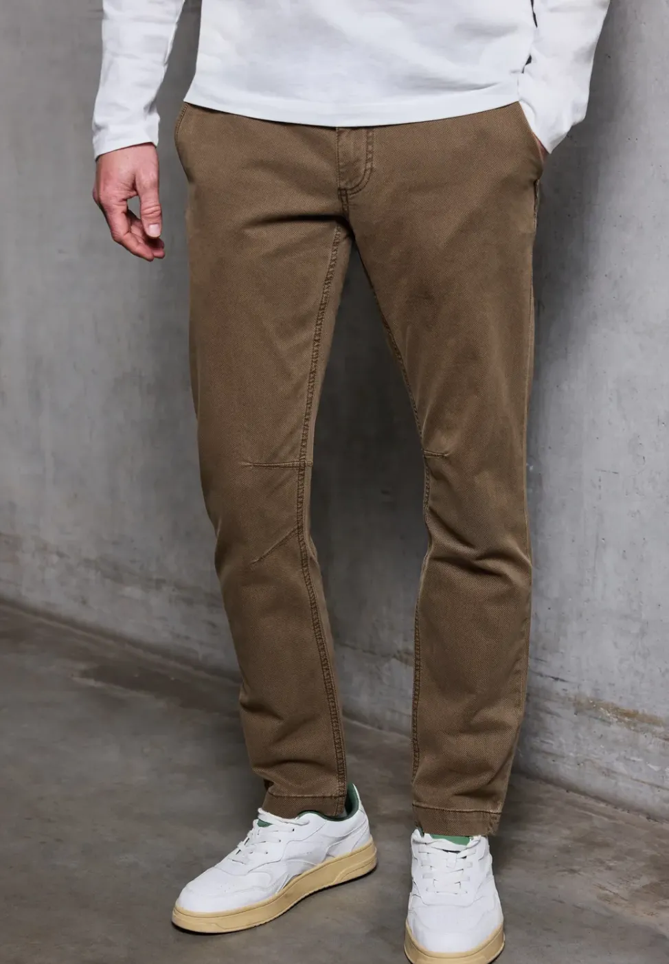 Chino souple