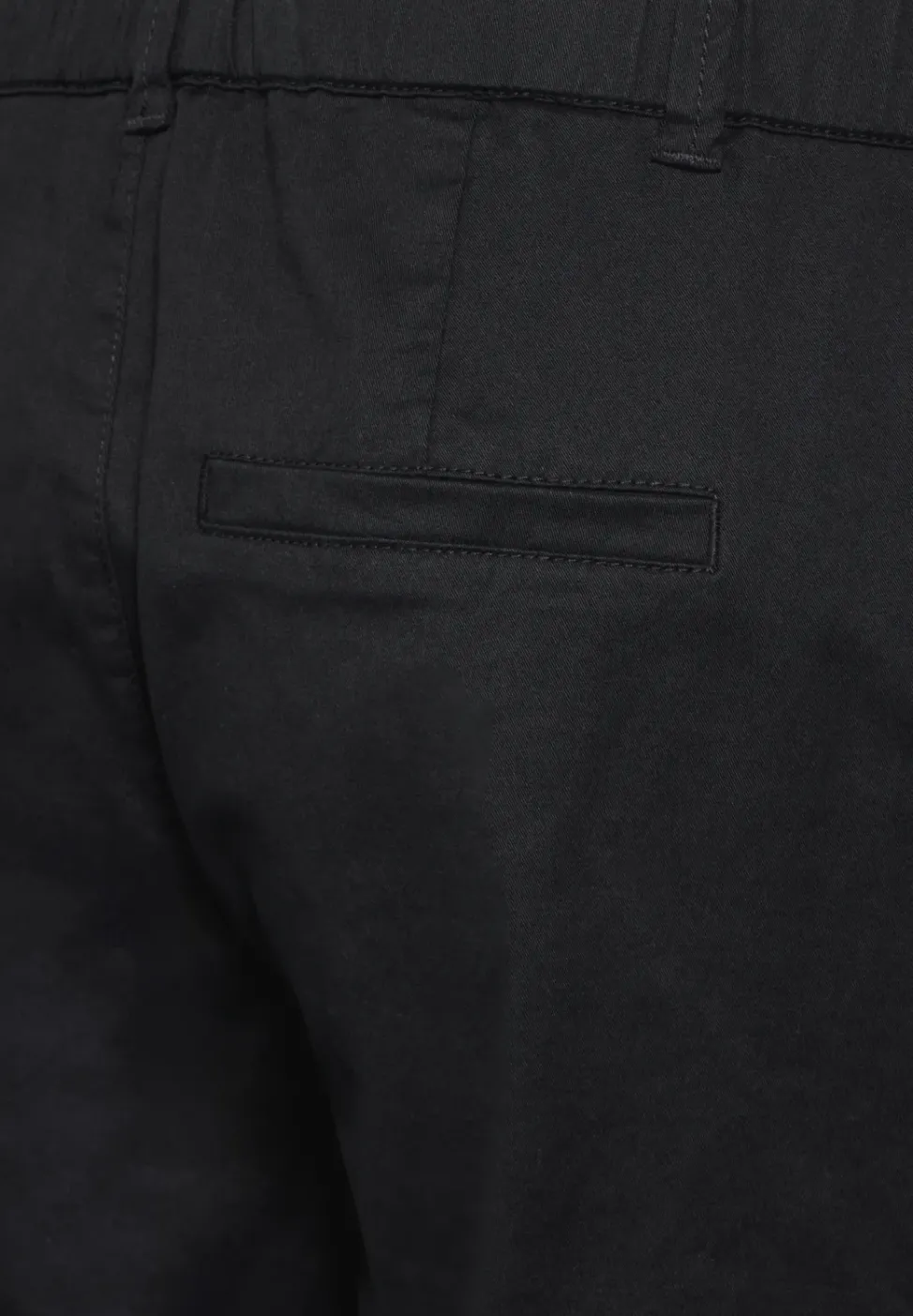 Chino souple