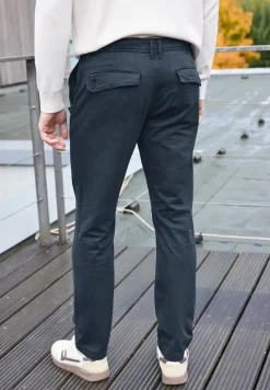 Chino souple au look délavé