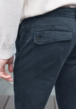 Chino souple au look délavé