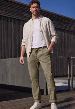 Chino Straight Leg en qualité légère