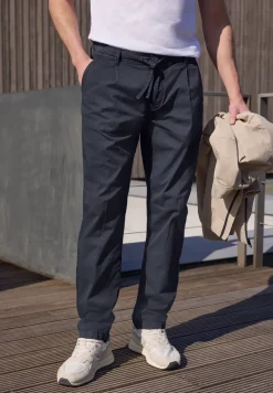 Chino Straight Leg en qualité légère