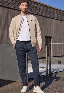 Chino Straight Leg en qualité légère