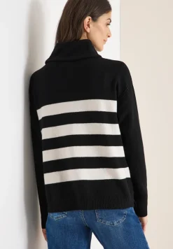 Doux pull à col roulé
