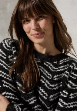 Doux pull-over en jacquard