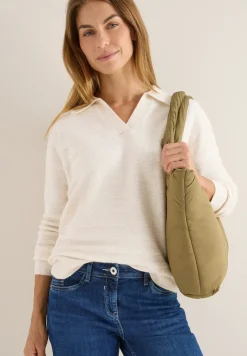 Doux pull-over structuré