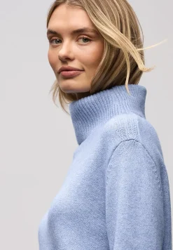Doux pull à col roulé
