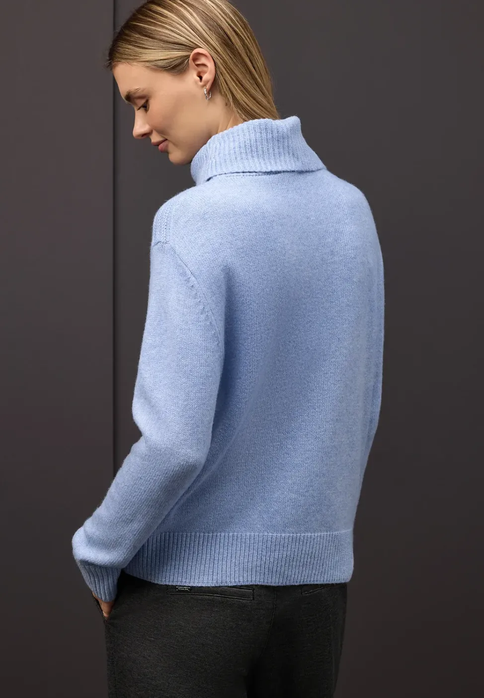 Doux pull à col roulé