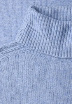 Doux pull à col roulé