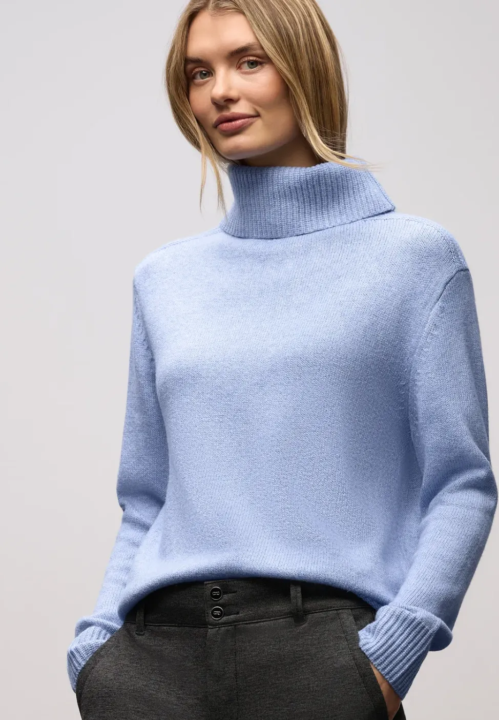 Doux pull à col roulé