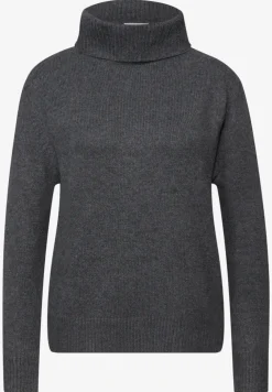 Doux pull à col roulé