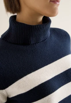 Doux pull à col roulé