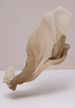 Foulard avec dégradé de couleurs