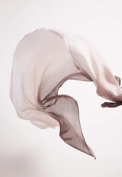 Foulard avec dégradé de couleurs